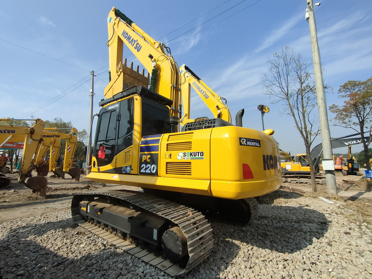 KOMATSU PC220-8 - Bager guseničar: slika 1 KOMATSU PC220-8 - Bager guseničar: slika 1