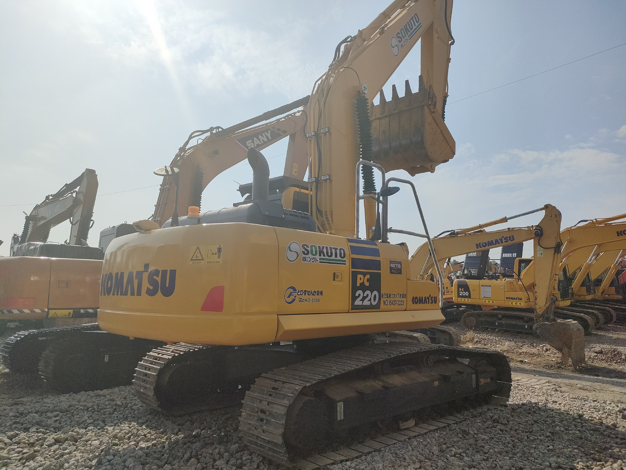 KOMATSU PC220-8 - Bager guseničar: slika 3 KOMATSU PC220-8 - Bager guseničar: slika 3