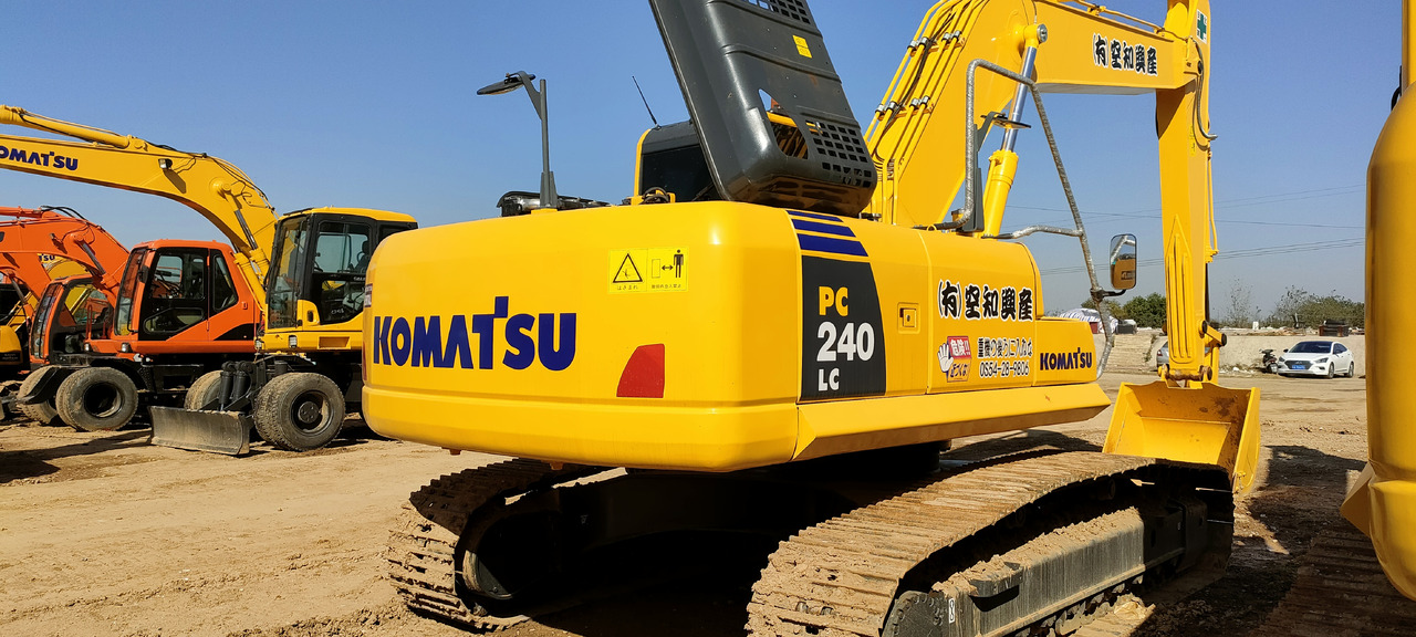 KOMATSU PC240-8 - Bager guseničar: slika 5 KOMATSU PC240-8 - Bager guseničar: slika 5
