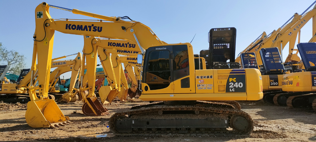 KOMATSU PC240-8 - Bager guseničar: slika 2 KOMATSU PC240-8 - Bager guseničar: slika 2