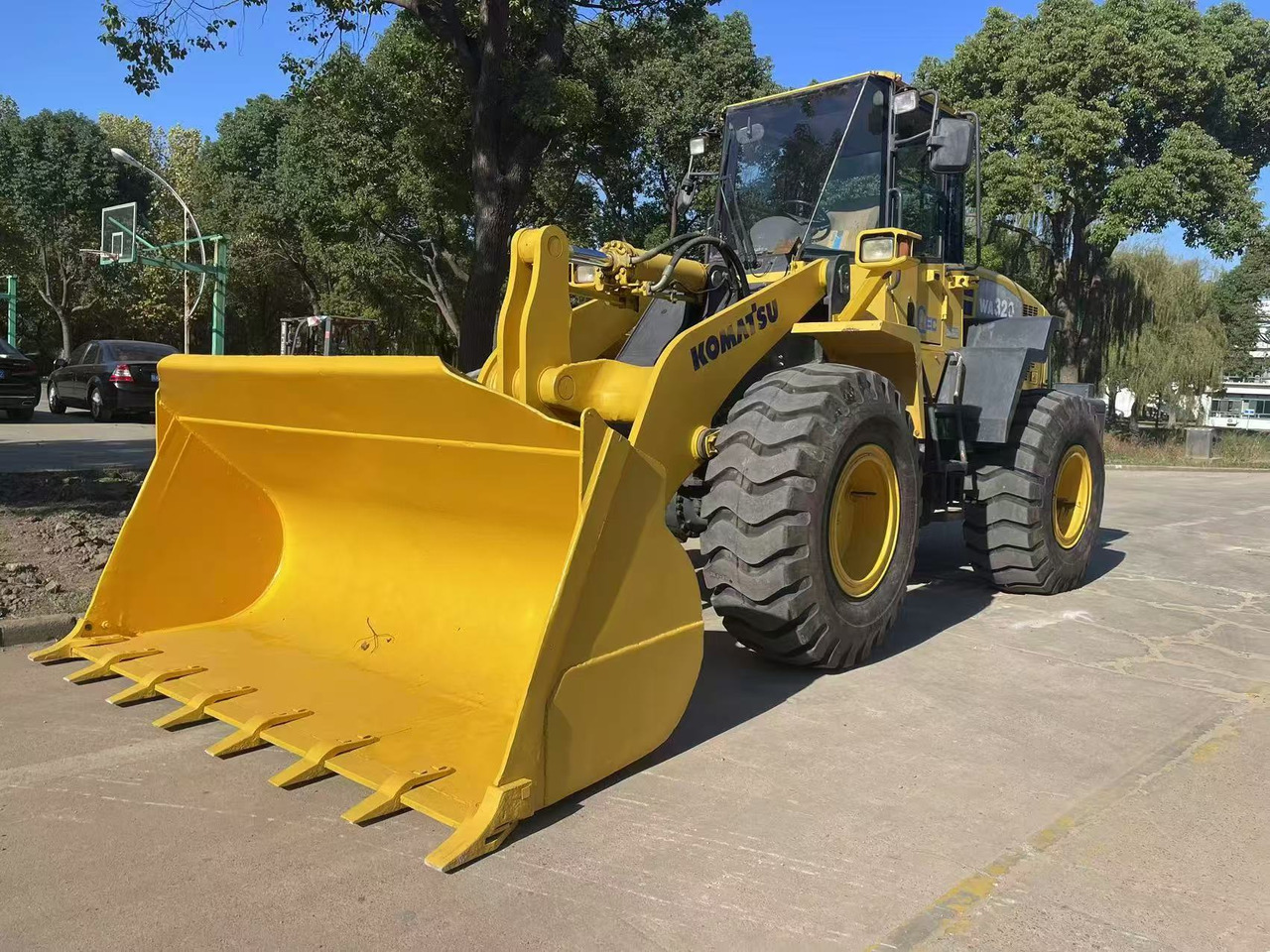 KOMATSU WA320-5 - Utovarivač točkaš: slika 3 KOMATSU WA320-5 - Utovarivač točkaš: slika 3