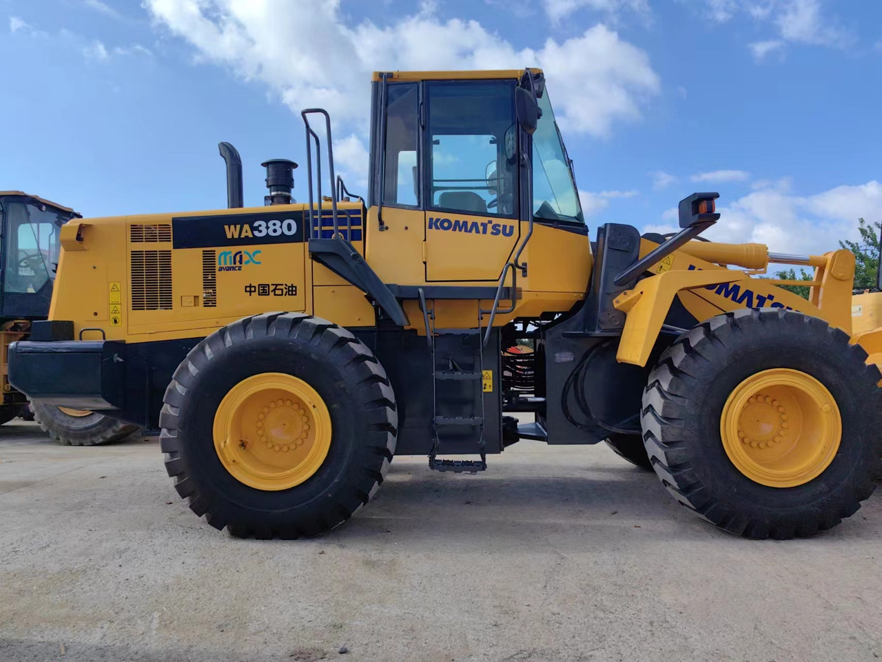 KOMATSU WA380-6 - Utovarivač točkaš: slika 4 KOMATSU WA380-6 - Utovarivač točkaš: slika 4