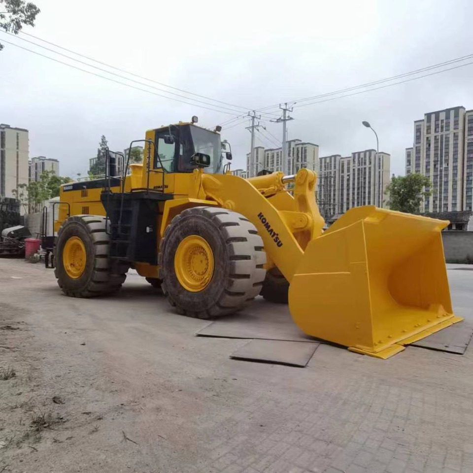 KOMATSU WA600-3 - Utovarivač točkaš: slika 1 KOMATSU WA600-3 - Utovarivač točkaš: slika 1