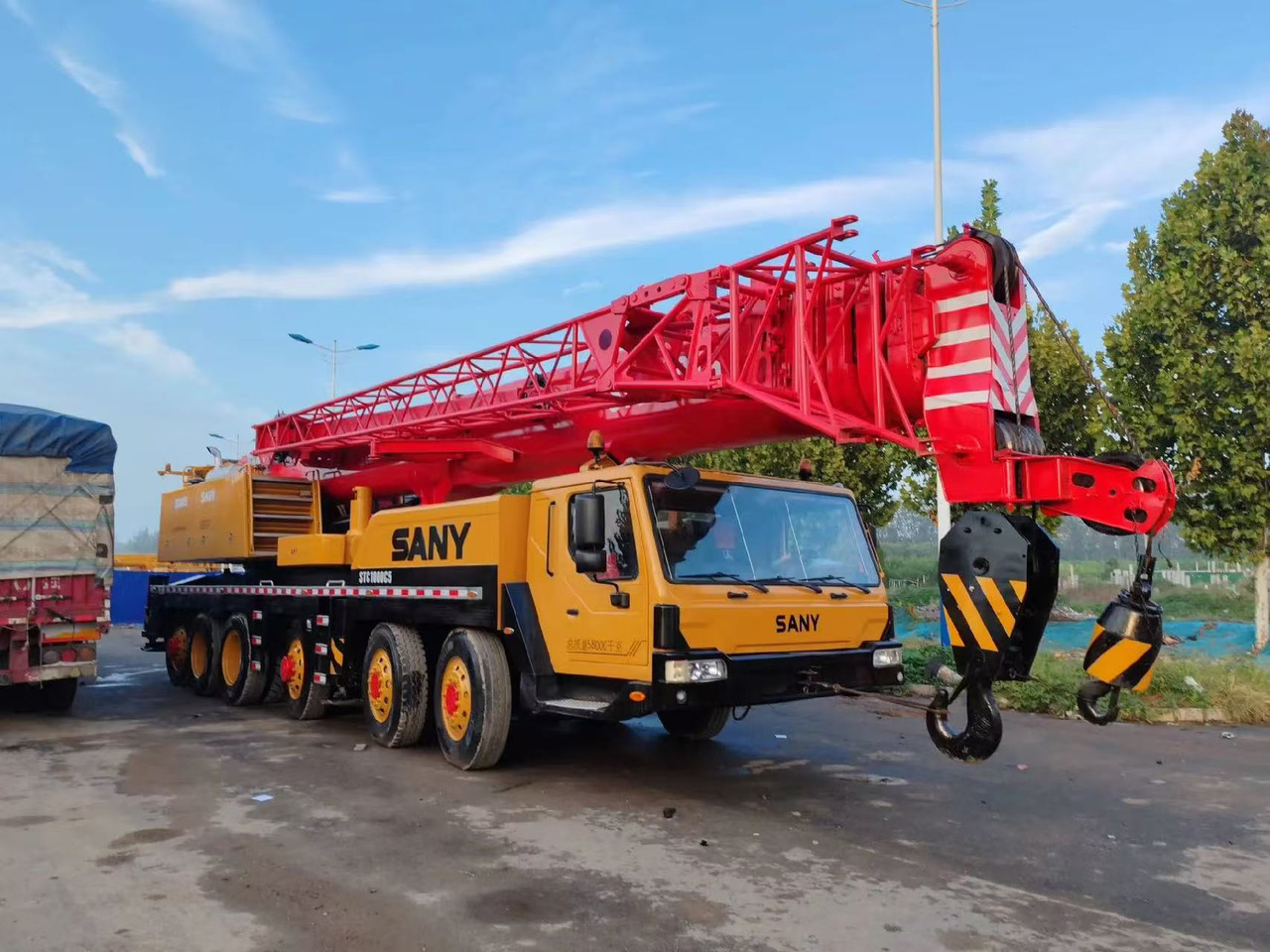 SANY STC1000C5 - Pokretni kran: slika 1 SANY STC1000C5 - Pokretni kran: slika 1