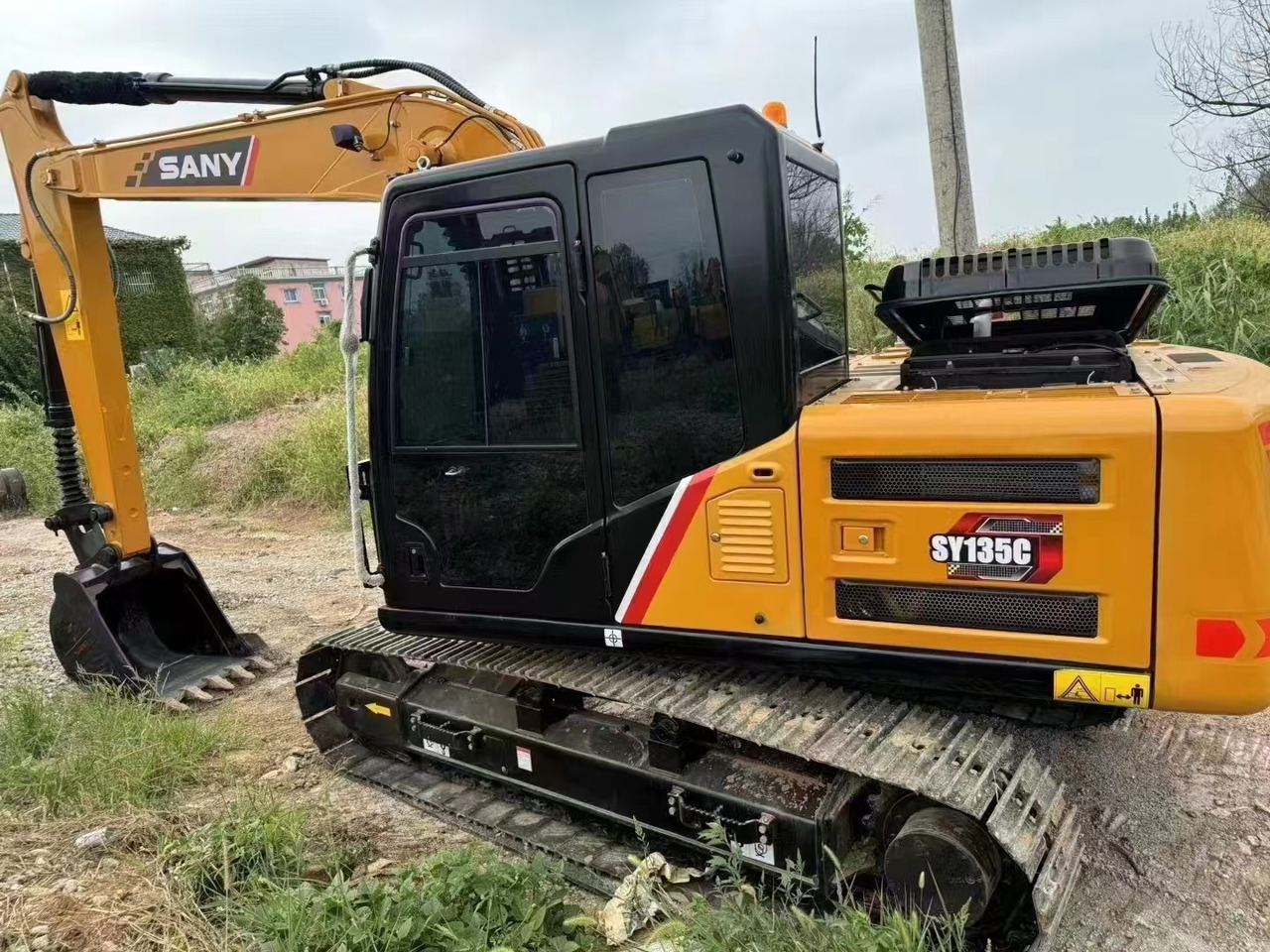 SANY SY135C - Bager guseničar: slika 2 SANY SY135C - Bager guseničar: slika 2