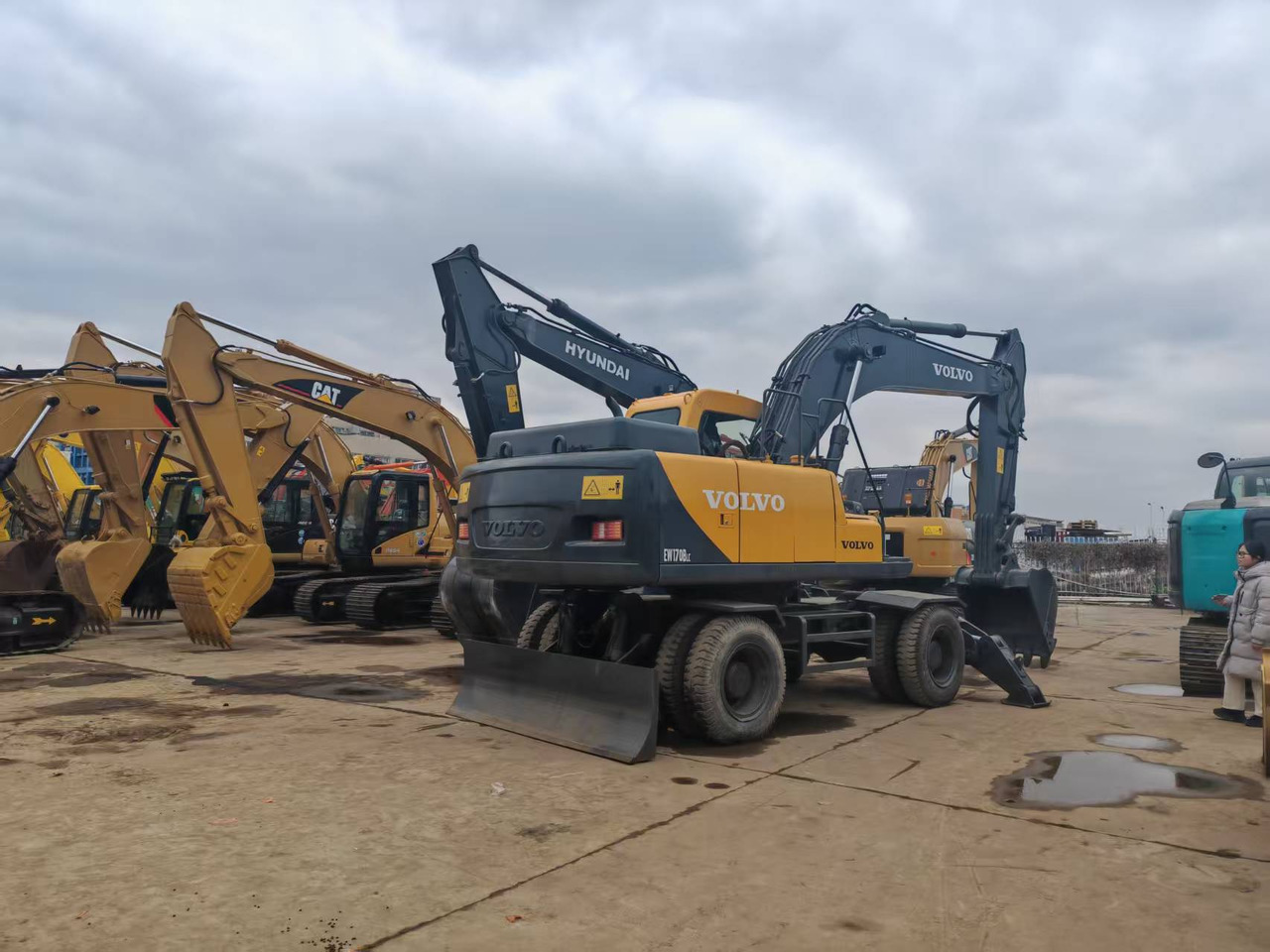VOLVO EW170BLC - Bager točkaš: slika 3 VOLVO EW170BLC - Bager točkaš: slika 3