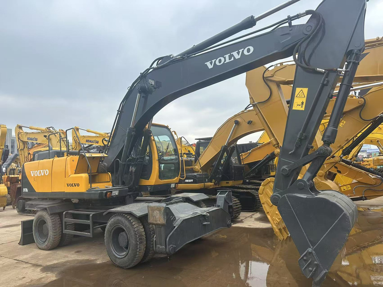 VOLVO EW170BLC - Bager točkaš: slika 2 VOLVO EW170BLC - Bager točkaš: slika 2