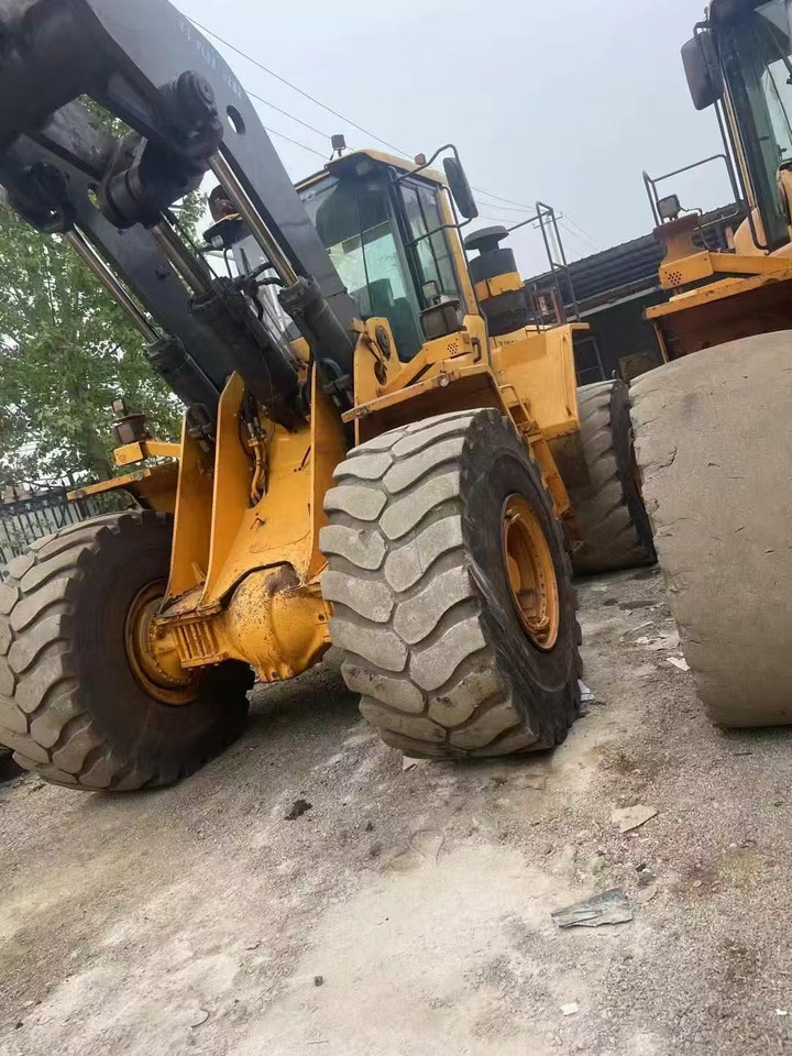 VOLVO L220F - Utovarivač točkaš: slika 5 VOLVO L220F - Utovarivač točkaš: slika 5