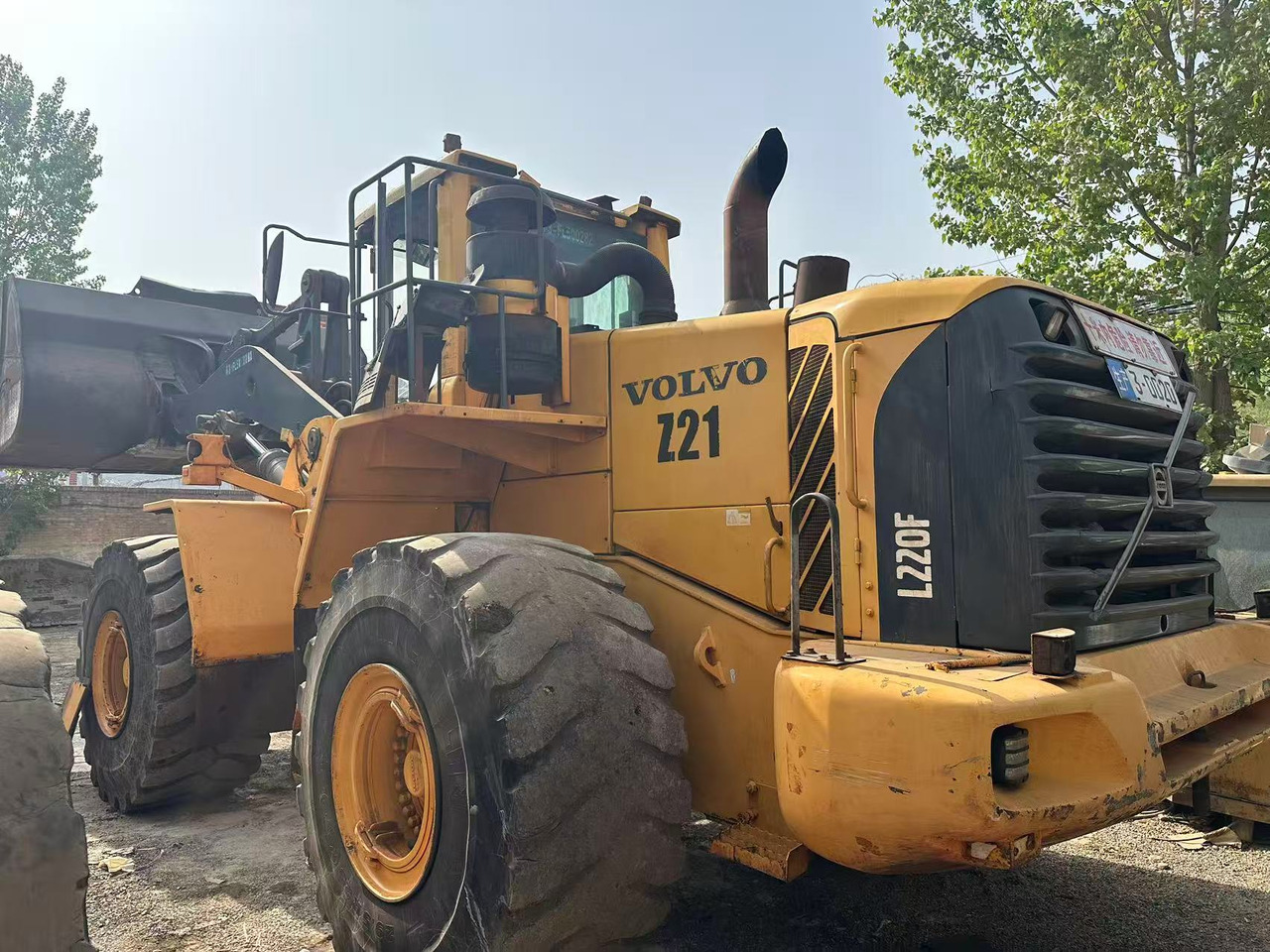 VOLVO L220F - Utovarivač točkaš: slika 1 VOLVO L220F - Utovarivač točkaš: slika 1