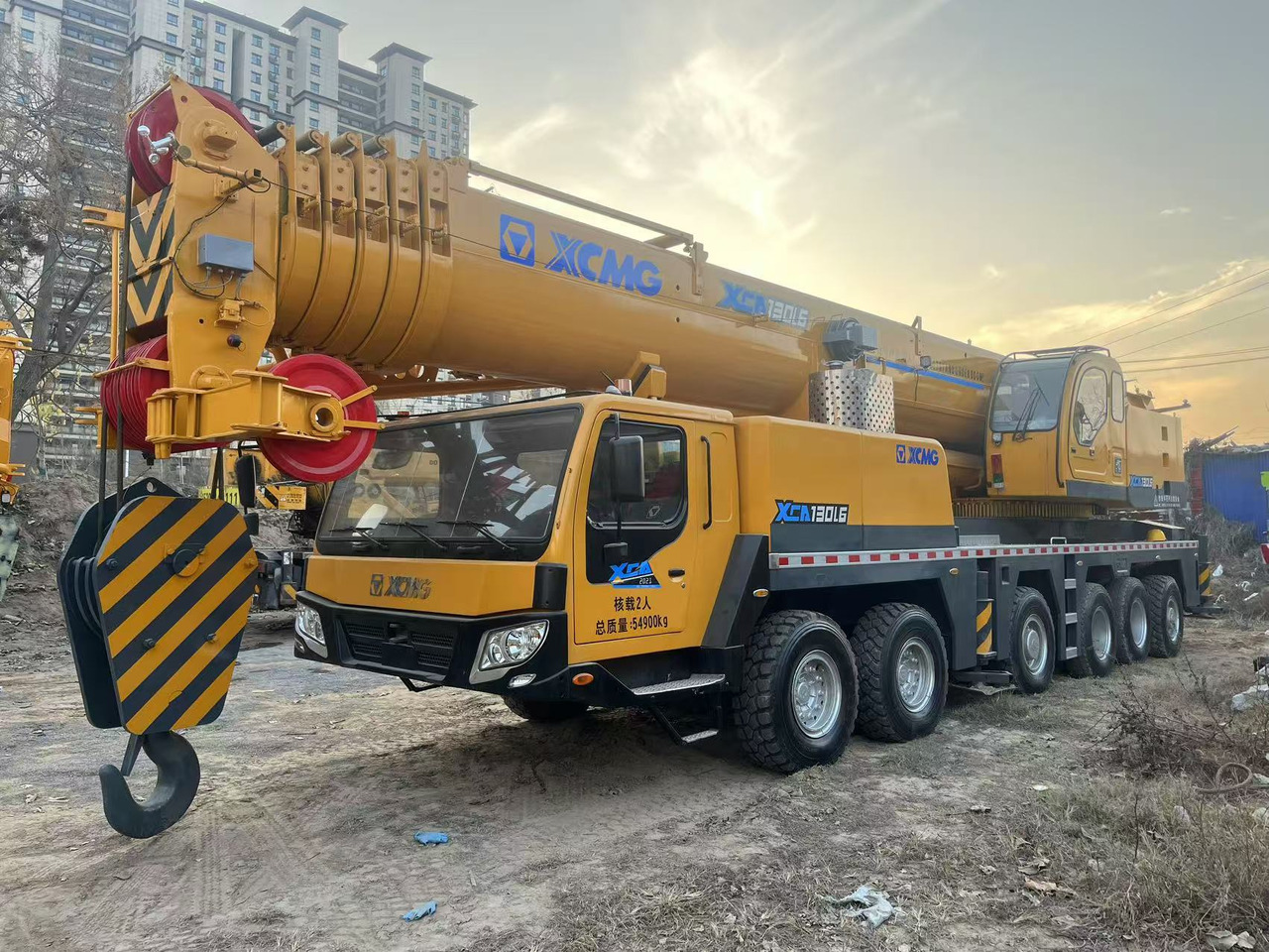 XCMG XCA130 - Pokretni kran: slika 1 XCMG XCA130 - Pokretni kran: slika 1