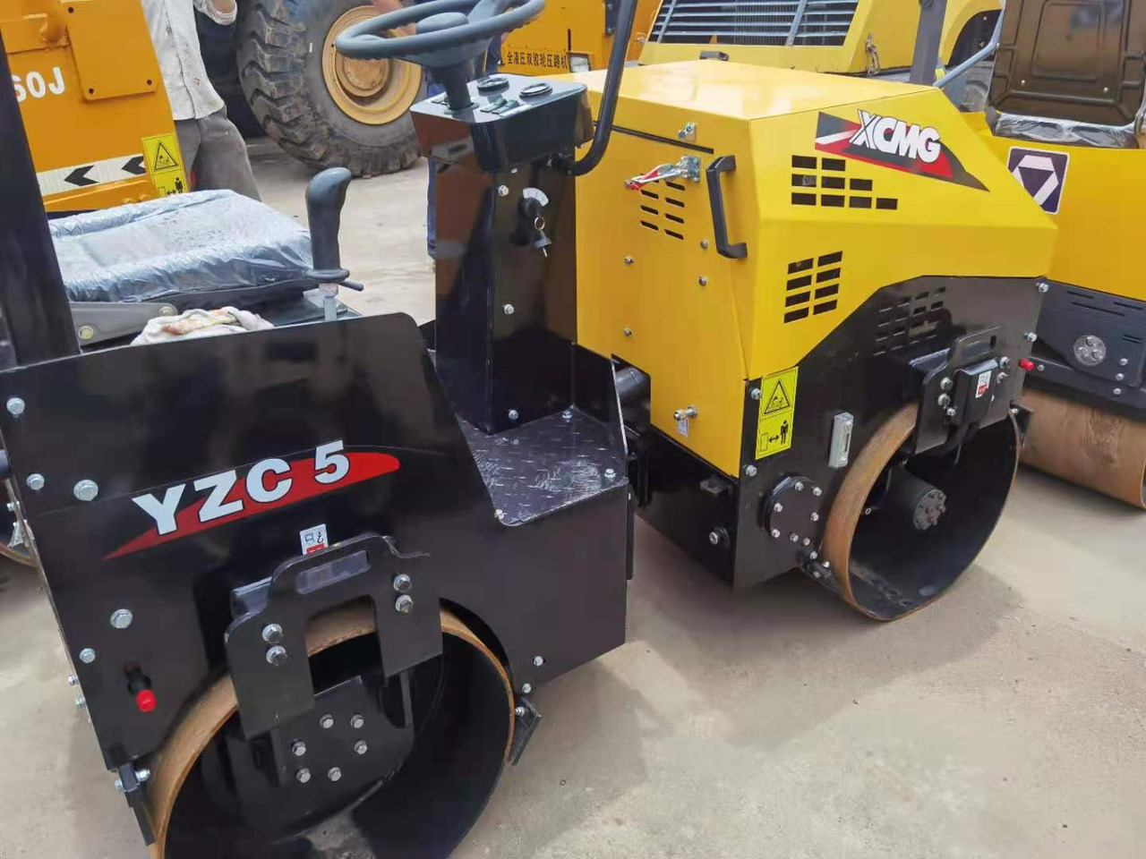 XCMG YZC5 - Valjak za puteve: slika 5 XCMG YZC5 - Valjak za puteve: slika 5