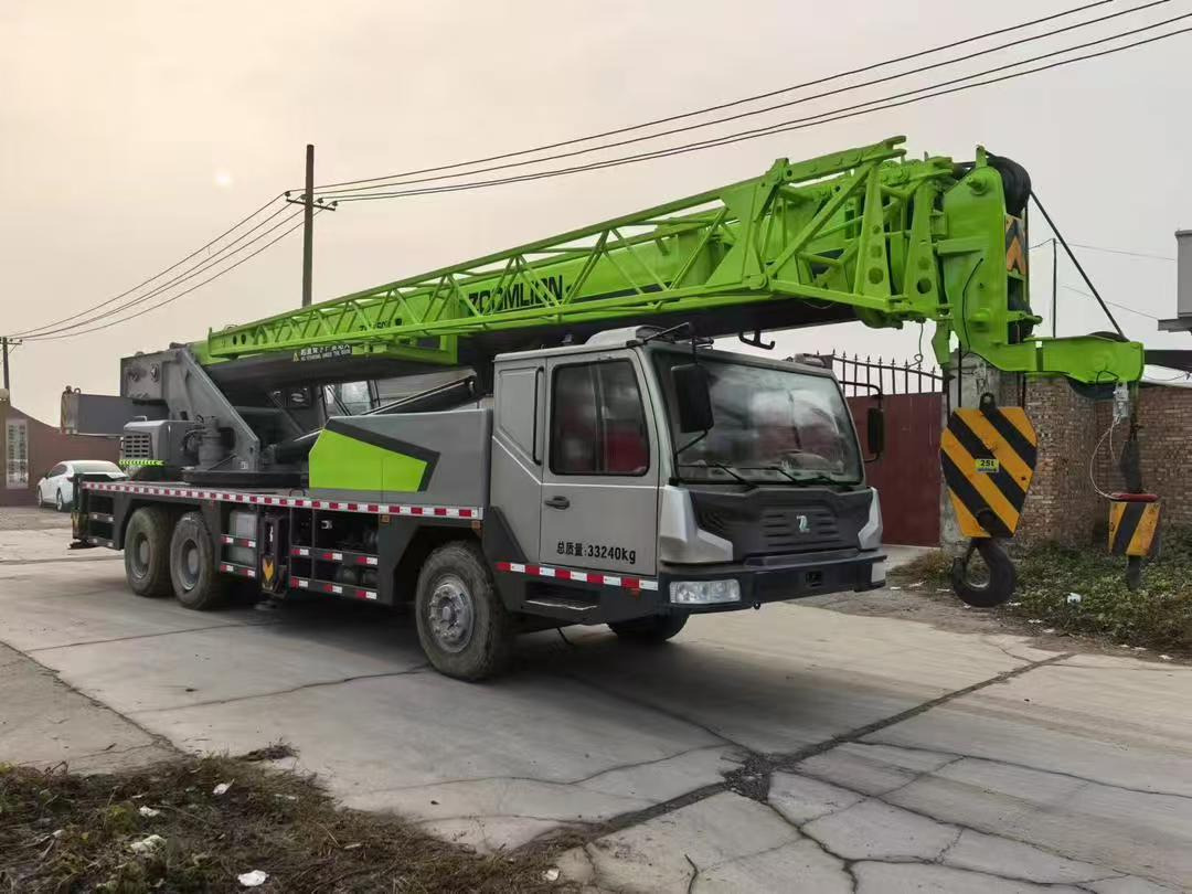 ZOOMLION ZTC250 - Pokretni kran: slika 2 ZOOMLION ZTC250 - Pokretni kran: slika 2
