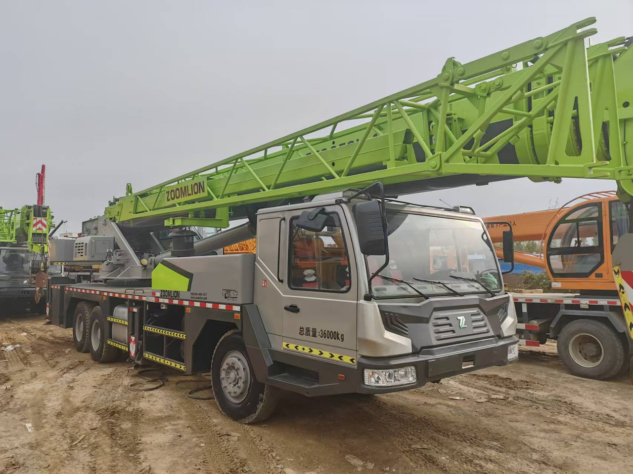 ZOOMLION ZTC350H - Pokretni kran: slika 2 ZOOMLION ZTC350H - Pokretni kran: slika 2