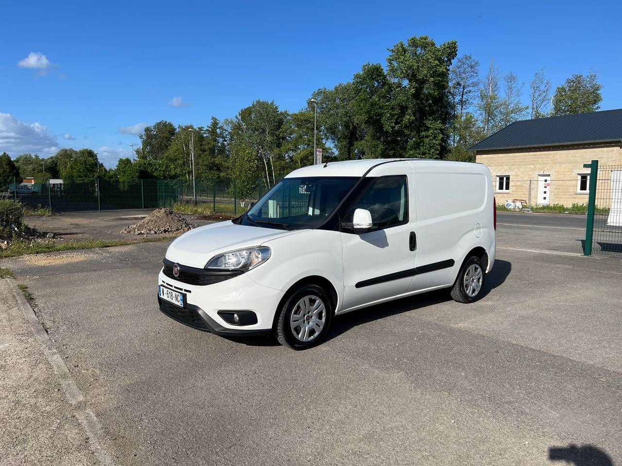 FIAT Doblo Multijet 1.3 95ch Utilitaire - Furgon: slika 4 FIAT Doblo Multijet 1.3 95ch Utilitaire - Furgon: slika 4