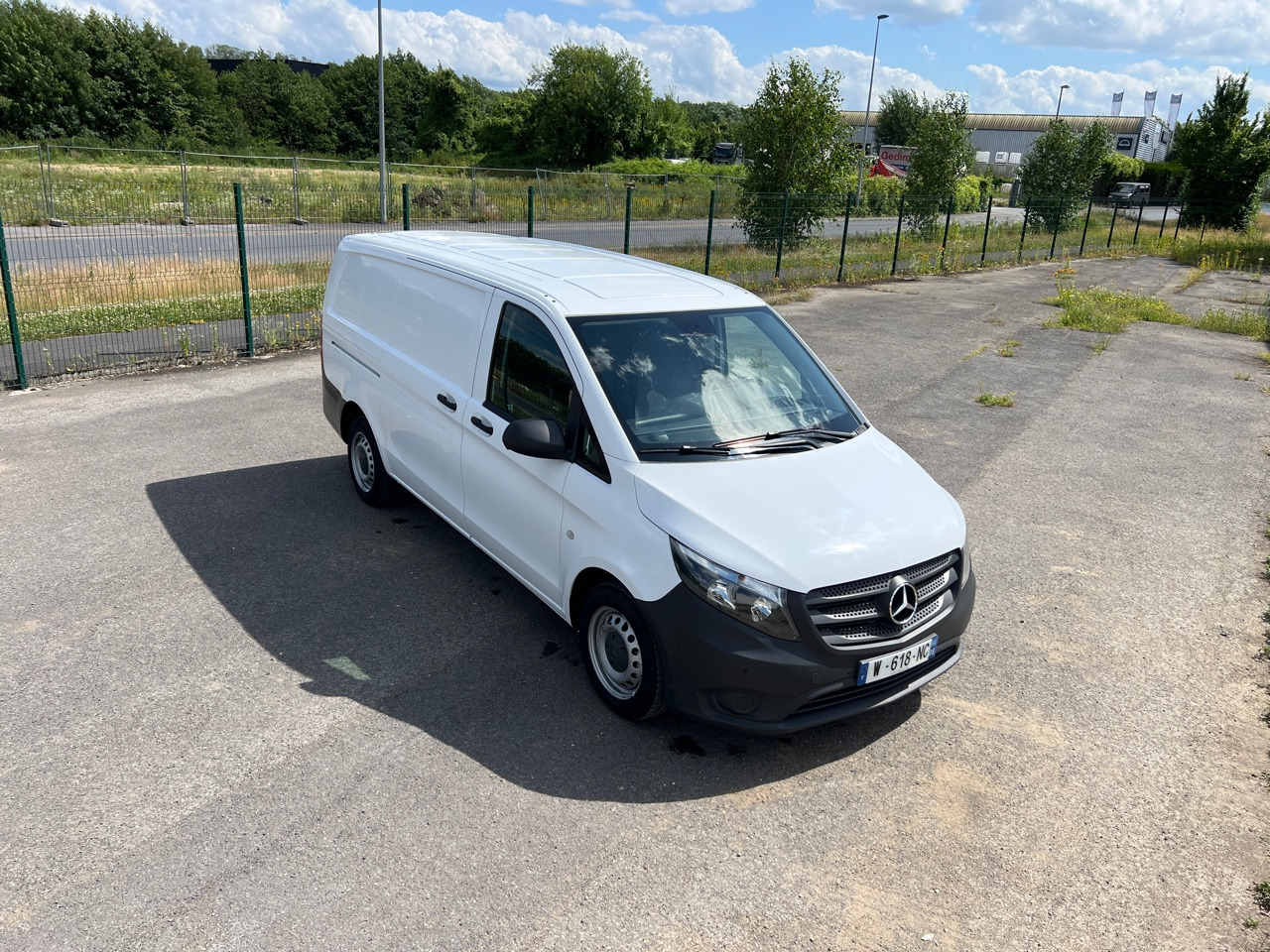 MERCEDES-BENZ VITO 109 Fourgon 1.6 BlueTEC Long Utilitaire - Furgon: slika 4 MERCEDES-BENZ VITO 109 Fourgon 1.6 BlueTEC Long Utilitaire - Furgon: slika 4