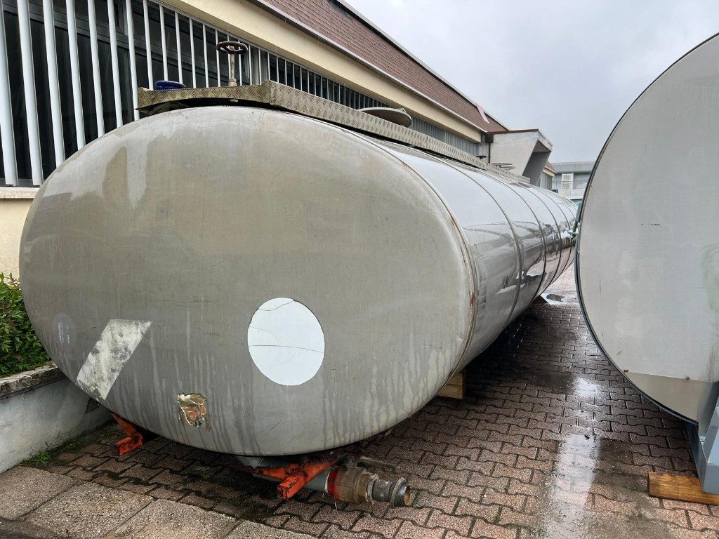 CISTERNA USATA NON SCARRABILE IN ACCIAIO INOX - Tank kontejner: slika 3 CISTERNA USATA NON SCARRABILE IN ACCIAIO INOX - Tank kontejner: slika 3