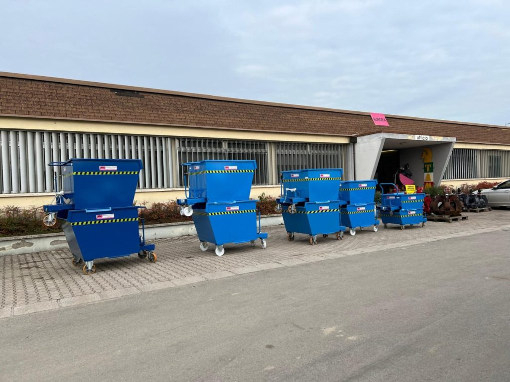 CONTAINER A BENNA RIBALTABILE - Građevinska oprema: slika 2 CONTAINER A BENNA RIBALTABILE - Građevinska oprema: slika 2