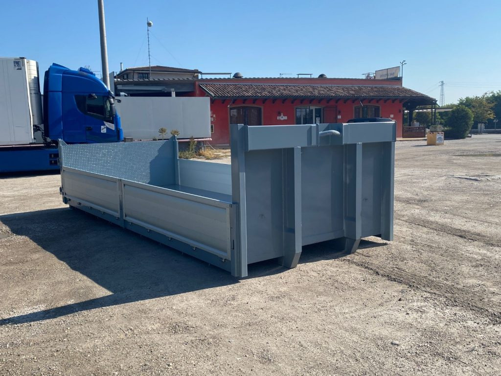 CONTAINER A PIANALE CON PIANTONI RIMOVIBILI IN FER - Abrol kontejner: slika 2 CONTAINER A PIANALE CON PIANTONI RIMOVIBILI IN FER - Abrol kontejner: slika 2