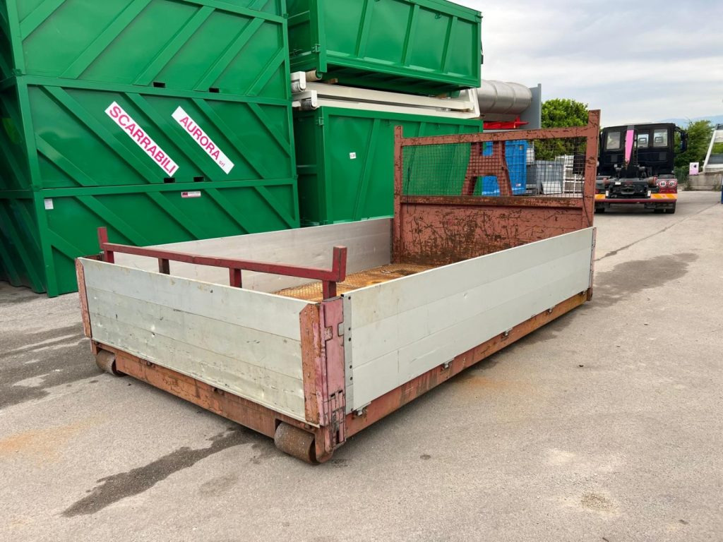 CONTAINER SCARRABILE A PIANALE CON SPONDE - Abrol kontejner: slika 4 CONTAINER SCARRABILE A PIANALE CON SPONDE - Abrol kontejner: slika 4