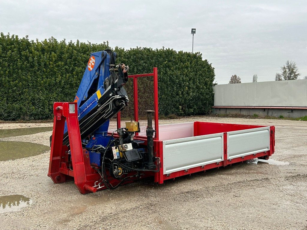 CONTAINER SCARRABILE NUOVO A PIANALE CON GRU - Abrol kontejner: slika 1 CONTAINER SCARRABILE NUOVO A PIANALE CON GRU - Abrol kontejner: slika 1