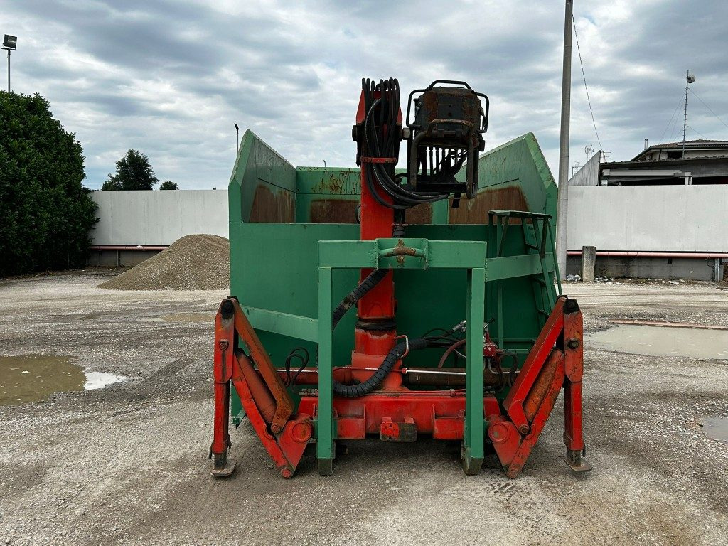 CONTAINER SCARRABILE USATO A CIELO APERTO + GRU - Abrol kontejner: slika 2 CONTAINER SCARRABILE USATO A CIELO APERTO + GRU - Abrol kontejner: slika 2