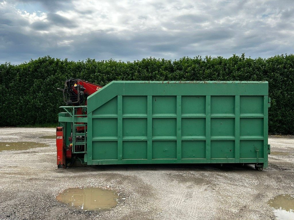 CONTAINER SCARRABILE USATO A CIELO APERTO + GRU - Abrol kontejner: slika 3 CONTAINER SCARRABILE USATO A CIELO APERTO + GRU - Abrol kontejner: slika 3