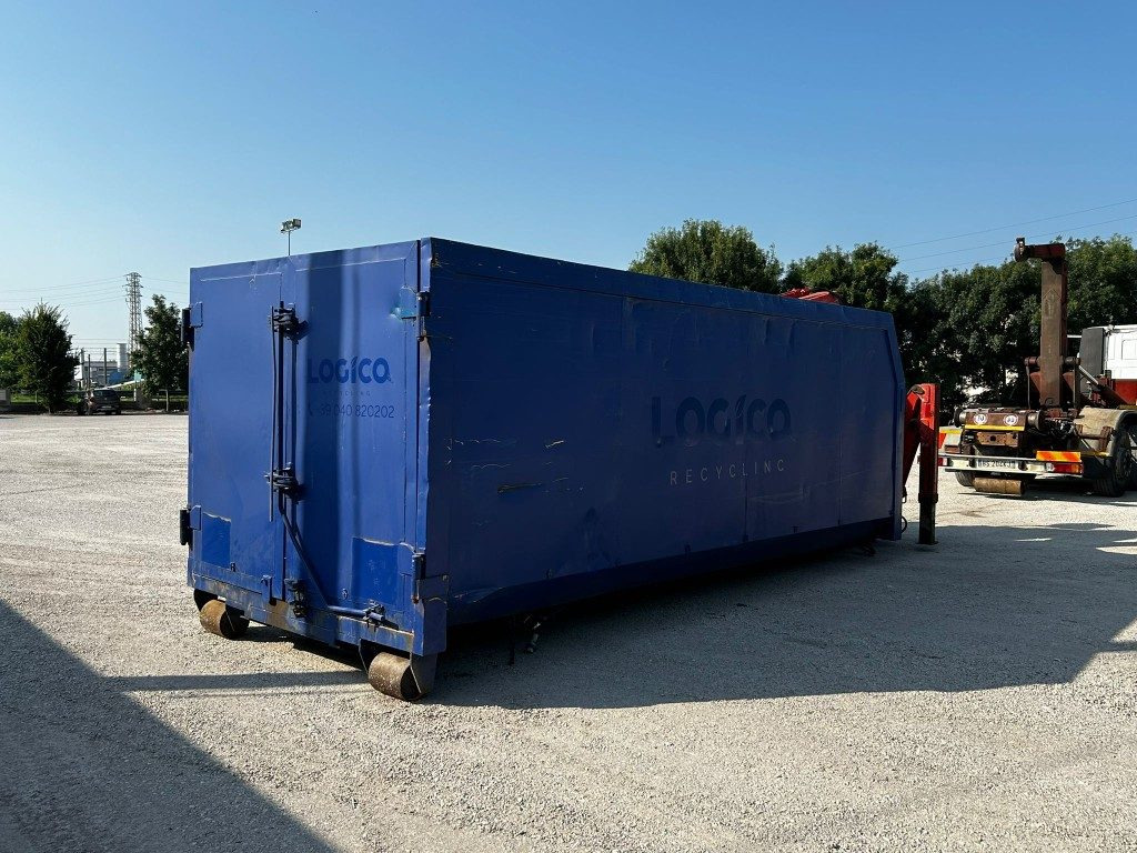 CONTAINER SCARRABILE USATO A CIELO APERTO + GRU - Abrol kontejner: slika 5 CONTAINER SCARRABILE USATO A CIELO APERTO + GRU - Abrol kontejner: slika 5
