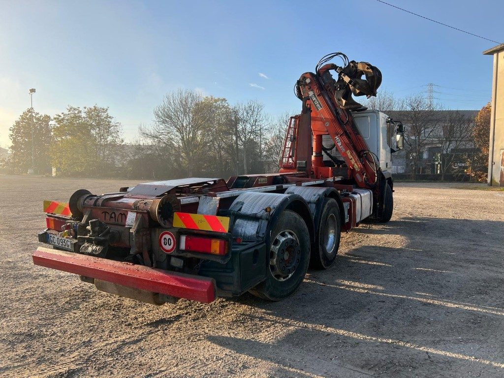 IVECO EUROTECH 440E43 SCARRABILE CON GRU - Kamion sa hidrauličnom kukom: slika 4 IVECO EUROTECH 440E43 SCARRABILE CON GRU - Kamion sa hidrauličnom kukom: slika 4