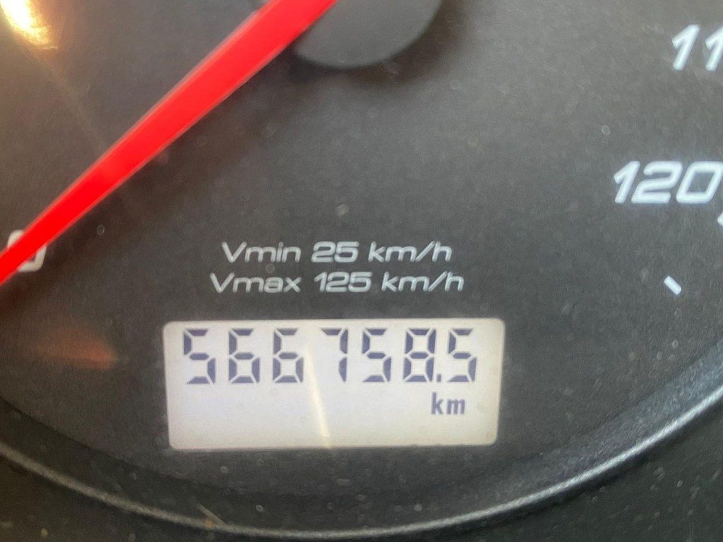IVECO STRALIS 310 SCARRABILE FULL PNEUMATICO - Kamion sa hidrauličnom kukom: slika 3 IVECO STRALIS 310 SCARRABILE FULL PNEUMATICO - Kamion sa hidrauličnom kukom: slika 3