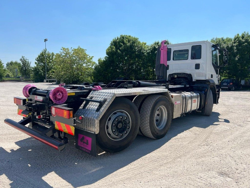 IVECO STRALIS 460 SCARRABILE - Kamion sa hidrauličnom kukom: slika 5 IVECO STRALIS 460 SCARRABILE - Kamion sa hidrauličnom kukom: slika 5