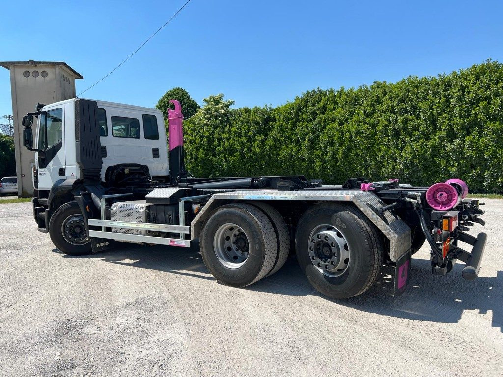 IVECO STRALIS 460 SCARRABILE - Kamion sa hidrauličnom kukom: slika 2 IVECO STRALIS 460 SCARRABILE - Kamion sa hidrauličnom kukom: slika 2
