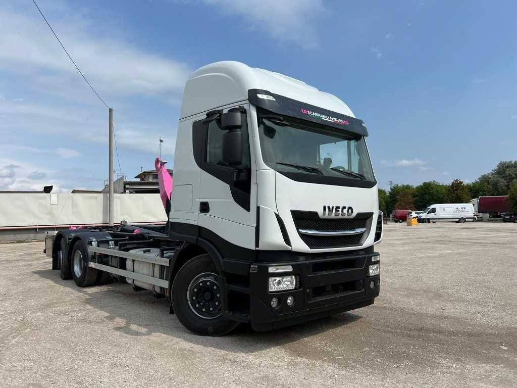 IVECO STRALIS 510 SCARRABILE - Kamion sa hidrauličnom kukom: slika 1 IVECO STRALIS 510 SCARRABILE - Kamion sa hidrauličnom kukom: slika 1