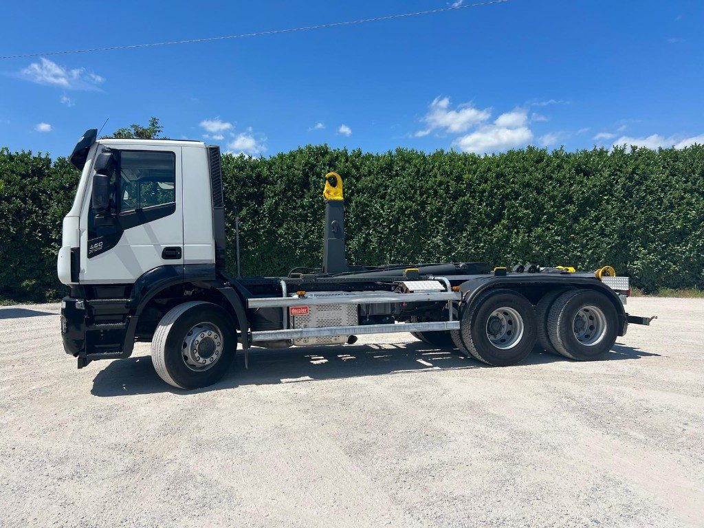 IVECO X-WAY 460 SCARRABILE - Kamion sa hidrauličnom kukom: slika 2 IVECO X-WAY 460 SCARRABILE - Kamion sa hidrauličnom kukom: slika 2