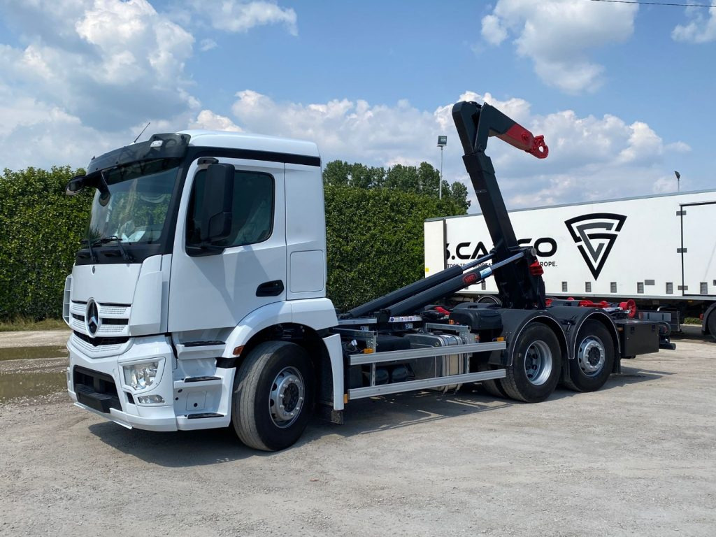 MERCEDES-BENZ ANTOS 25.43 SCARRABILE FULL PNEUMATICO 3 - Kamion sa hidrauličnom kukom: slika 1 MERCEDES-BENZ ANTOS 25.43 SCARRABILE FULL PNEUMATICO 3 - Kamion sa hidrauličnom kukom: slika 1