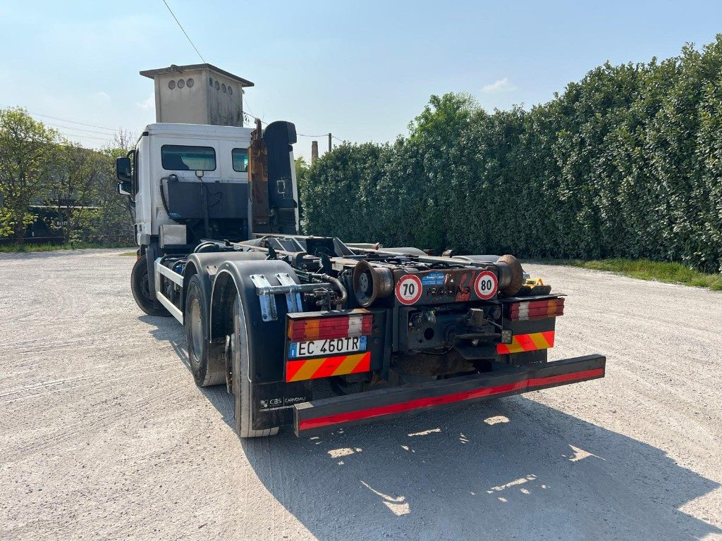 MERCEDES-BENZ MERCEDES ACTROS 25.41 SCARRABILE - Kamion sa hidrauličnom kukom: slika 4 MERCEDES-BENZ MERCEDES ACTROS 25.41 SCARRABILE - Kamion sa hidrauličnom kukom: slika 4