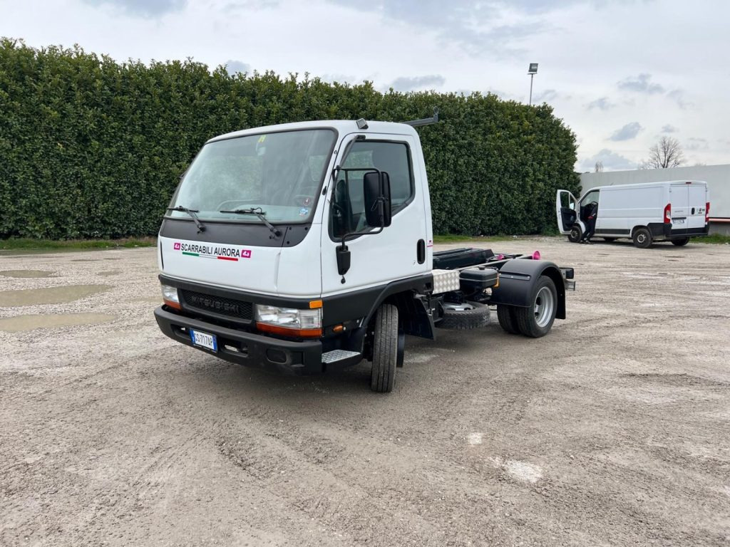 MITSUBISHI CANTER 3.0 SCARRABILE - Kamion sa hidrauličnom kukom: slika 1 MITSUBISHI CANTER 3.0 SCARRABILE - Kamion sa hidrauličnom kukom: slika 1