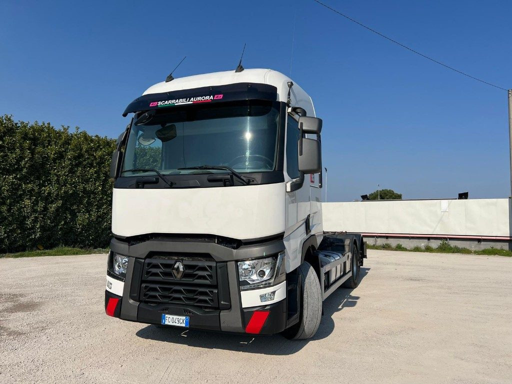 RENAULT SCARRABILE 6X2 - Kamion sa hidrauličnom kukom: slika 2 RENAULT SCARRABILE 6X2 - Kamion sa hidrauličnom kukom: slika 2