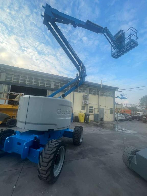 Genie Z45/25J RT - Zglobna platforma: slika 2 Genie Z45/25J RT - Zglobna platforma: slika 2