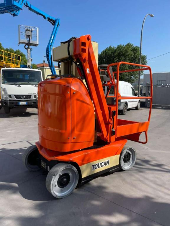JLG TOUCAN 8E - Jarbolna penjajuća platforma: slika 3 JLG TOUCAN 8E - Jarbolna penjajuća platforma: slika 3