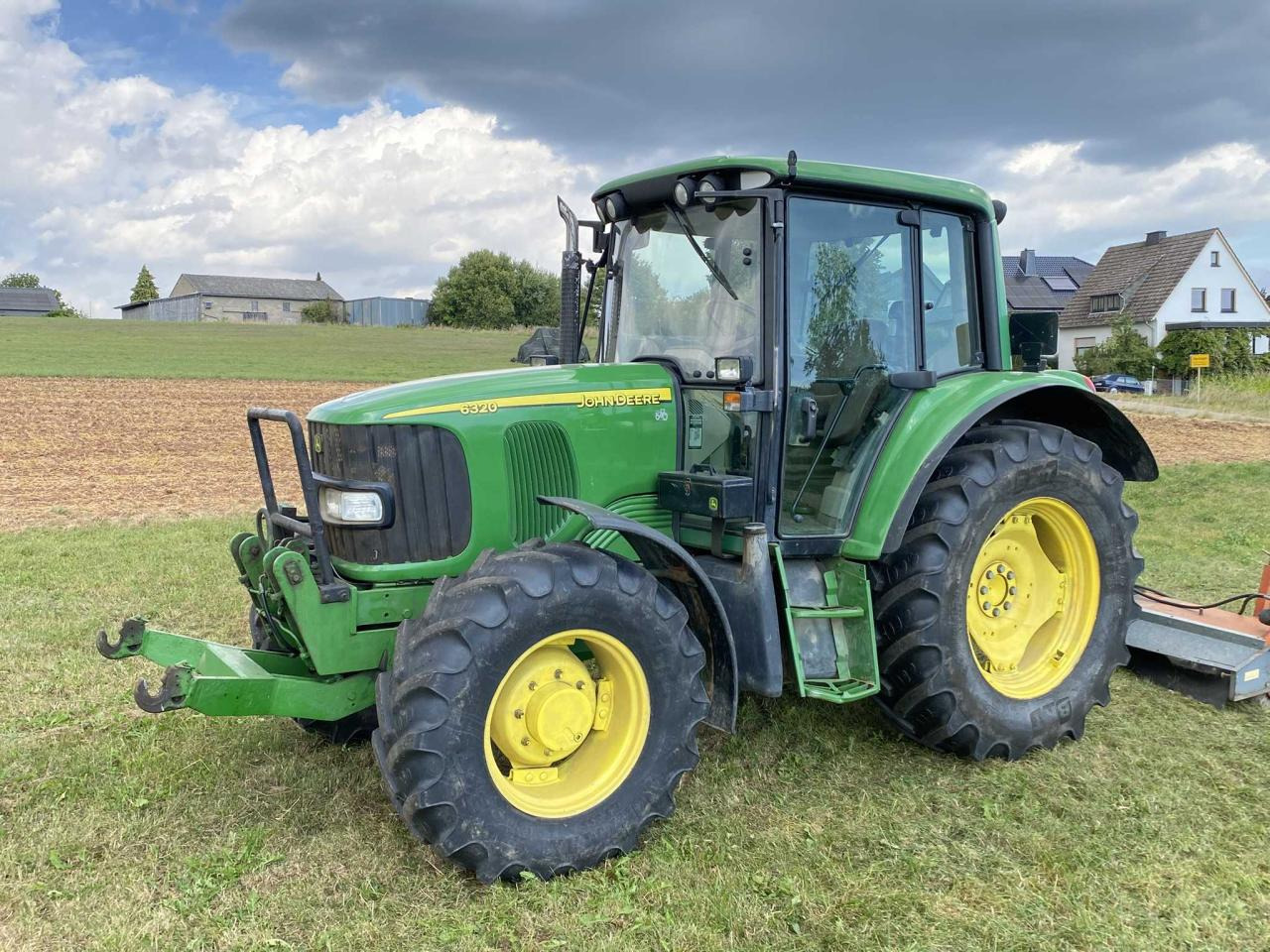 John Deere 6320 Premium - Traktor: slika 2 John Deere 6320 Premium - Traktor: slika 2