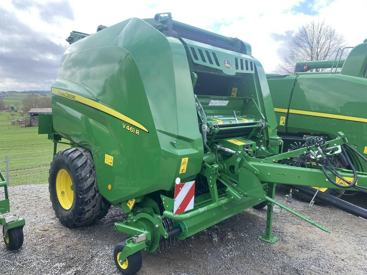 John Deere V461 R - 671 Bunde - Balirka za okrugle bale: slika 3 John Deere V461 R - 671 Bunde - Balirka za okrugle bale: slika 3