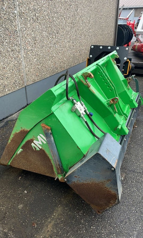 SamiHiekoituskauha - Rasipač peska/ Soli: slika 2 SamiHiekoituskauha - Rasipač peska/ Soli: slika 2