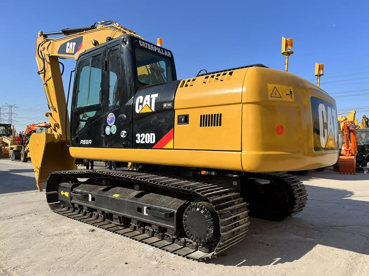 CAT 320D - Bager guseničar: slika 1 CAT 320D - Bager guseničar: slika 1