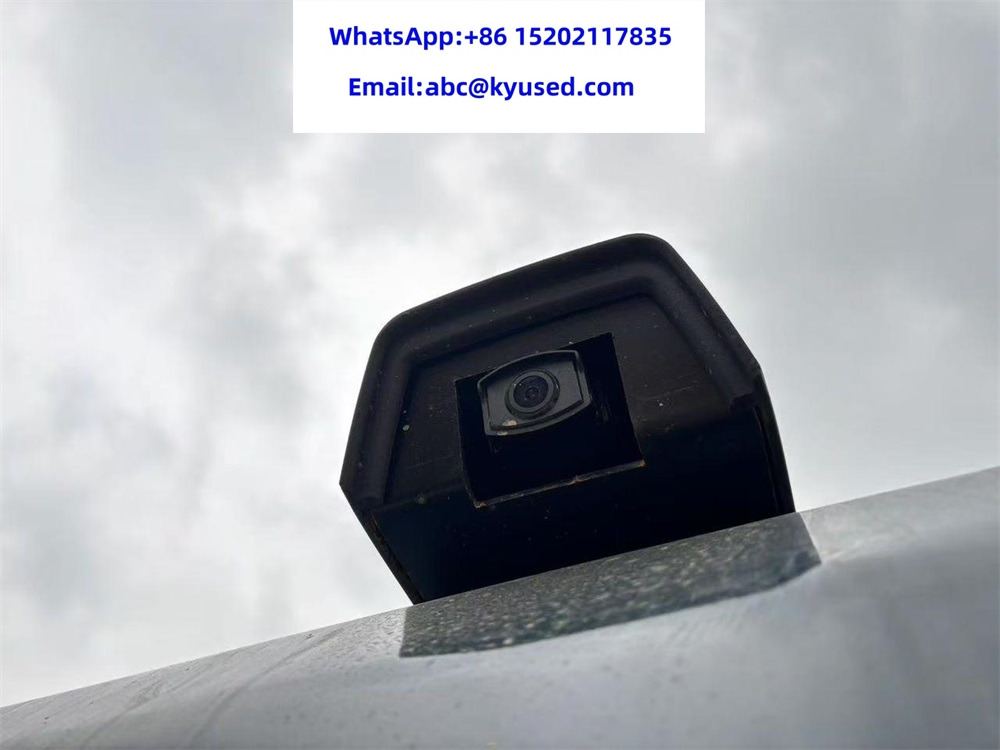 HYUNDAI HX220S - Bager guseničar: slika 5 HYUNDAI HX220S - Bager guseničar: slika 5