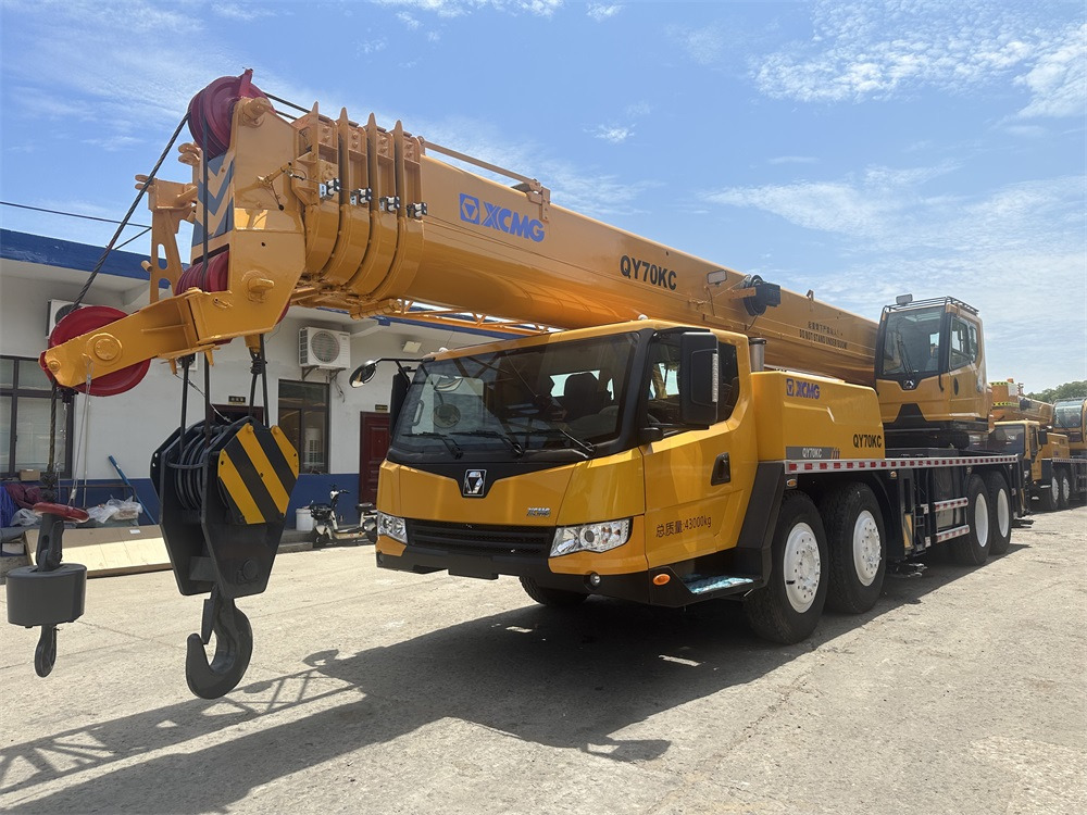 XCMG 70 ton QY70KC XCT75 QY75K QY70KS QY50KC QY100K xct80 truck crane - Pokretni kran: slika 1 XCMG 70 ton QY70KC XCT75 QY75K QY70KS QY50KC QY100K xct80 truck crane - Pokretni kran: slika 1