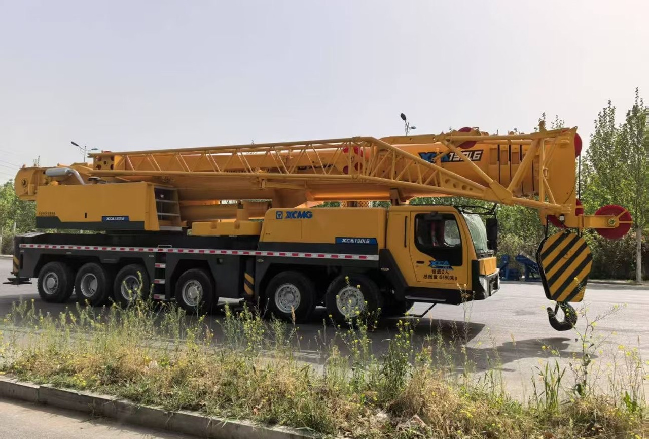 XCMG QY130K 130 ton 120 ton 140ton 150ton 160ton 200t truck crane - Pokretni kran: slika 3 XCMG QY130K 130 ton 120 ton 140ton 150ton 160ton 200t truck crane - Pokretni kran: slika 3