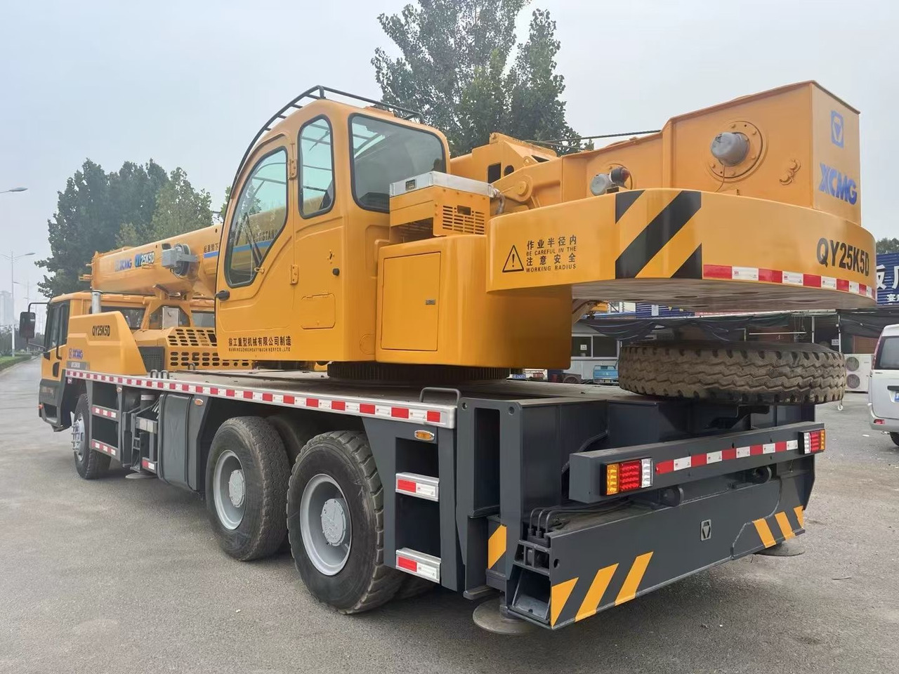 XCMG QY25K5D QY25K5C QY25K5-1 25 TON TRUCK CRANE - Pokretni kran: slika 3 XCMG QY25K5D QY25K5C QY25K5-1 25 TON TRUCK CRANE - Pokretni kran: slika 3