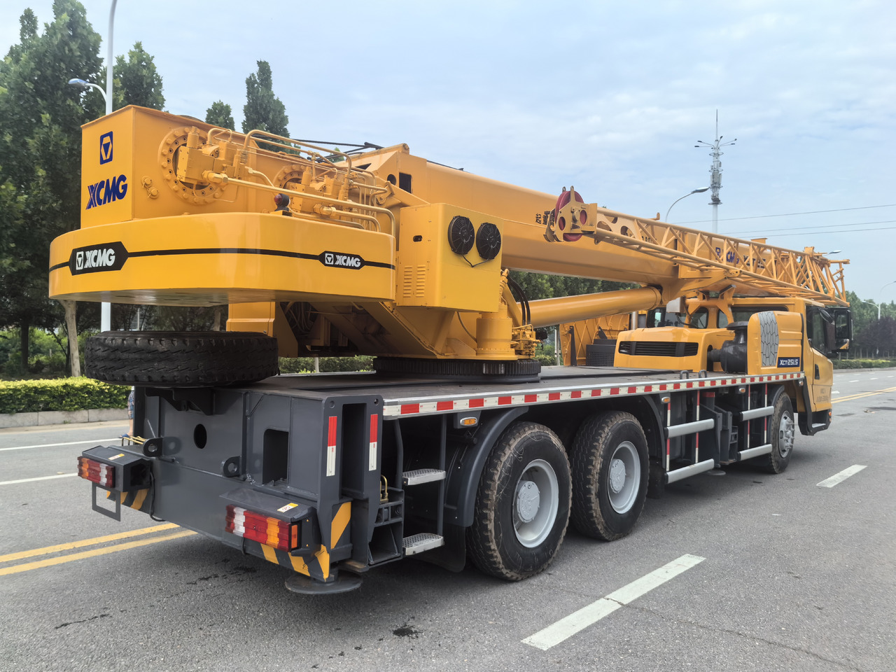 XCMG XCT25L5 QY25K5D QY25K5C QY25K5-I 25ton Used crane - Pokretni kran: slika 4 XCMG XCT25L5 QY25K5D QY25K5C QY25K5-I 25ton Used crane - Pokretni kran: slika 4