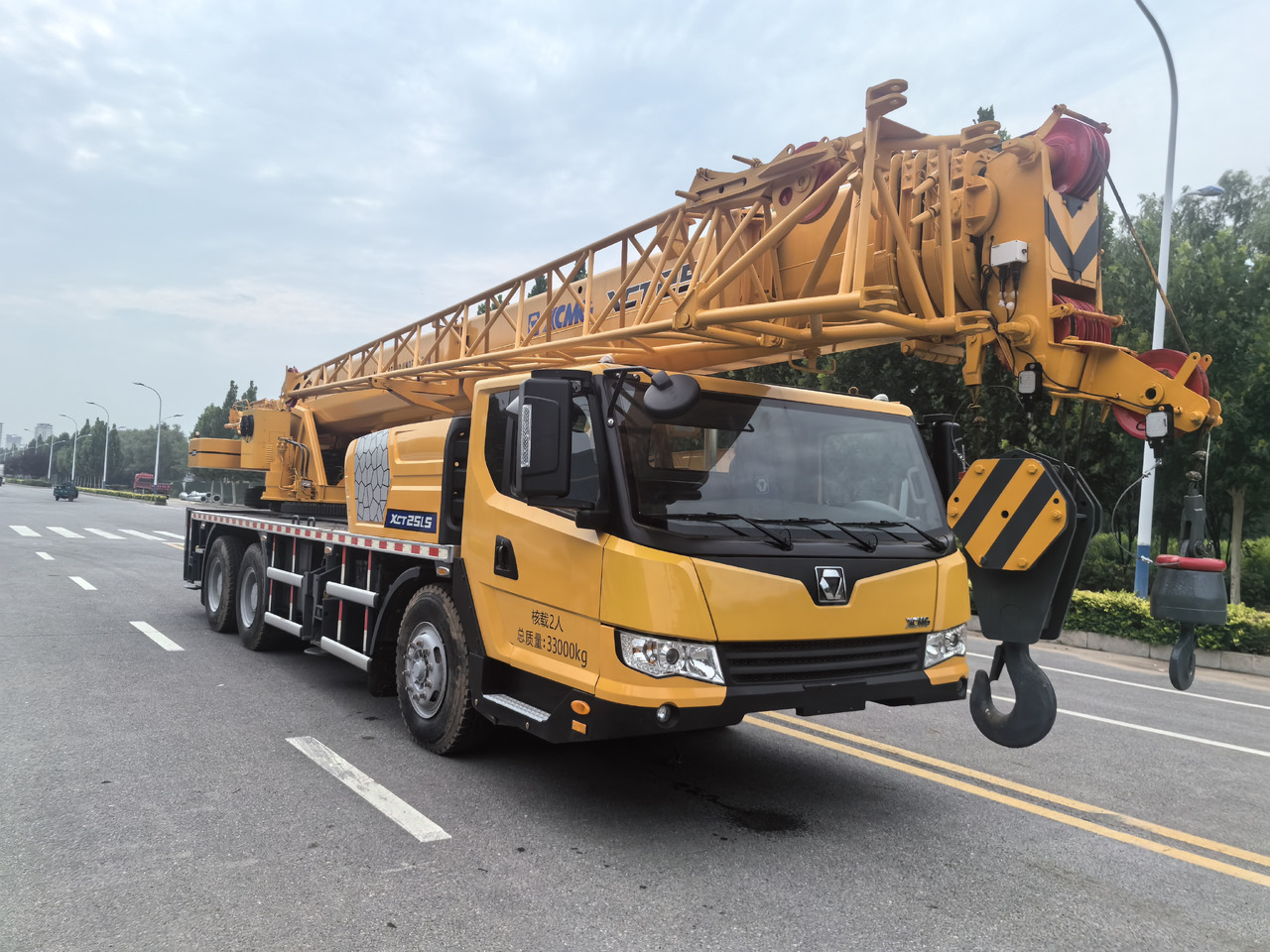 XCMG XCT25L5 QY25K5D QY25K5C QY25K5-I 25ton Used crane - Pokretni kran: slika 2 XCMG XCT25L5 QY25K5D QY25K5C QY25K5-I 25ton Used crane - Pokretni kran: slika 2
