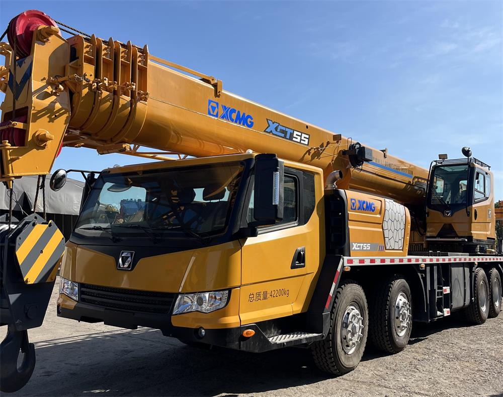 XCMG XCT55 XCT50 QY50KC QY50KA QY50K-II 25 ton 35 ton 40 ton 55 ton 50 ton 60 ton truck crane - Pokretni kran: slika 1 XCMG XCT55 XCT50 QY50KC QY50KA QY50K-II 25 ton 35 ton 40 ton 55 ton 50 ton 60 ton truck crane - Pokretni kran: slika 1
